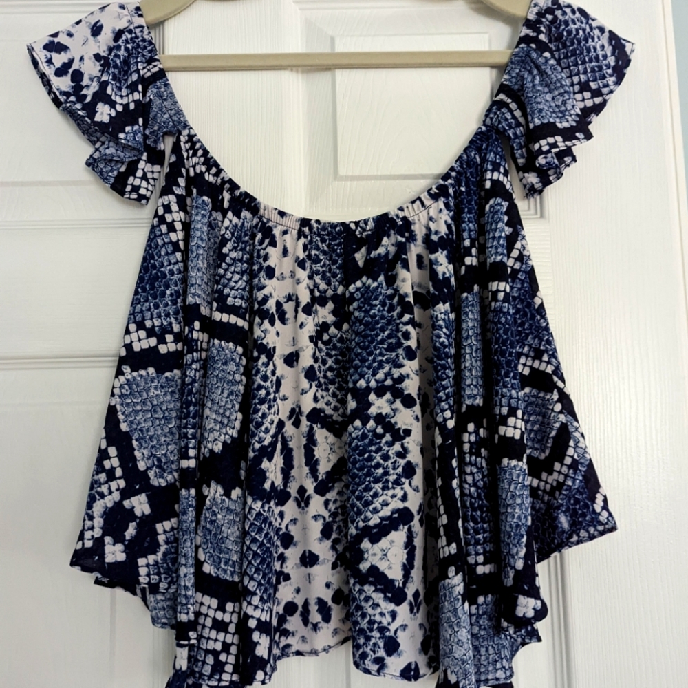 Animal print blue on or off the shoulder top XS